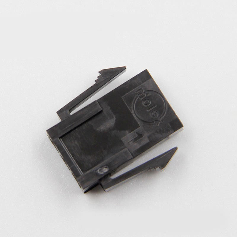 Spina di Micro-misura 3,0 di Molex 43640-0300 che alloggia il singolo Basso alogeno delle orecchie del supporto del pannello del perno di fila 3 nelle azione 43640-0300