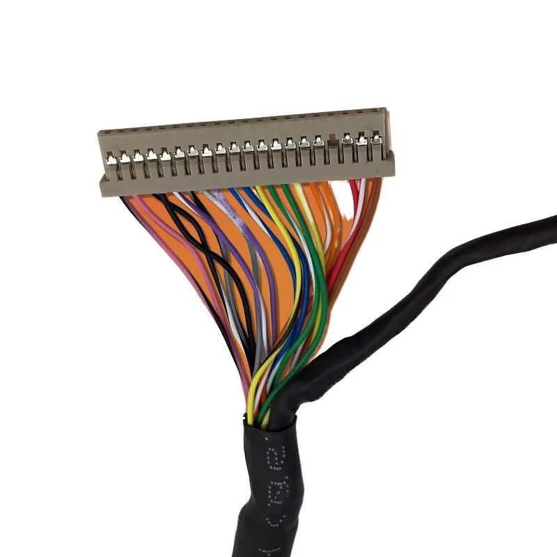 Assemblaggio affidabile di cavi LVDS con compatibilità a passo fine, ideale per display, telecamere e dispositivi incorporati
