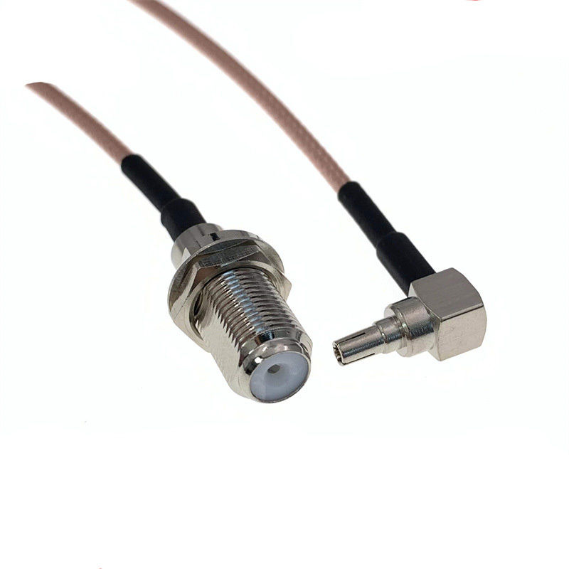 Assemblaggi di cavi coassiali su misura con schermatura di precisione per un trasferimento di dati ad alta velocità affidabile in applicazioni aerospaziali, mediche e di trasmissione