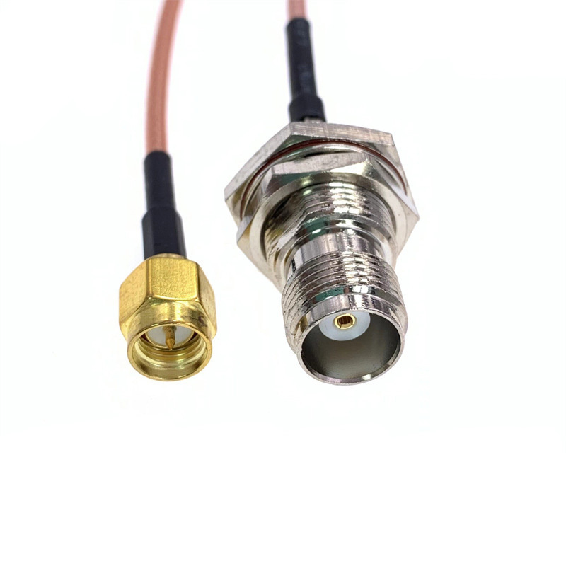 Armature con filo coassiale flessibili e robuste per elettronica industriale e di consumo, che garantiscono una bassa perdita di segnale e una trasmissione di dati ad alta velocità